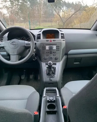 Opel Zafira cena 6000 przebieg: 332500, rok produkcji 2006 z Stąporków małe 211